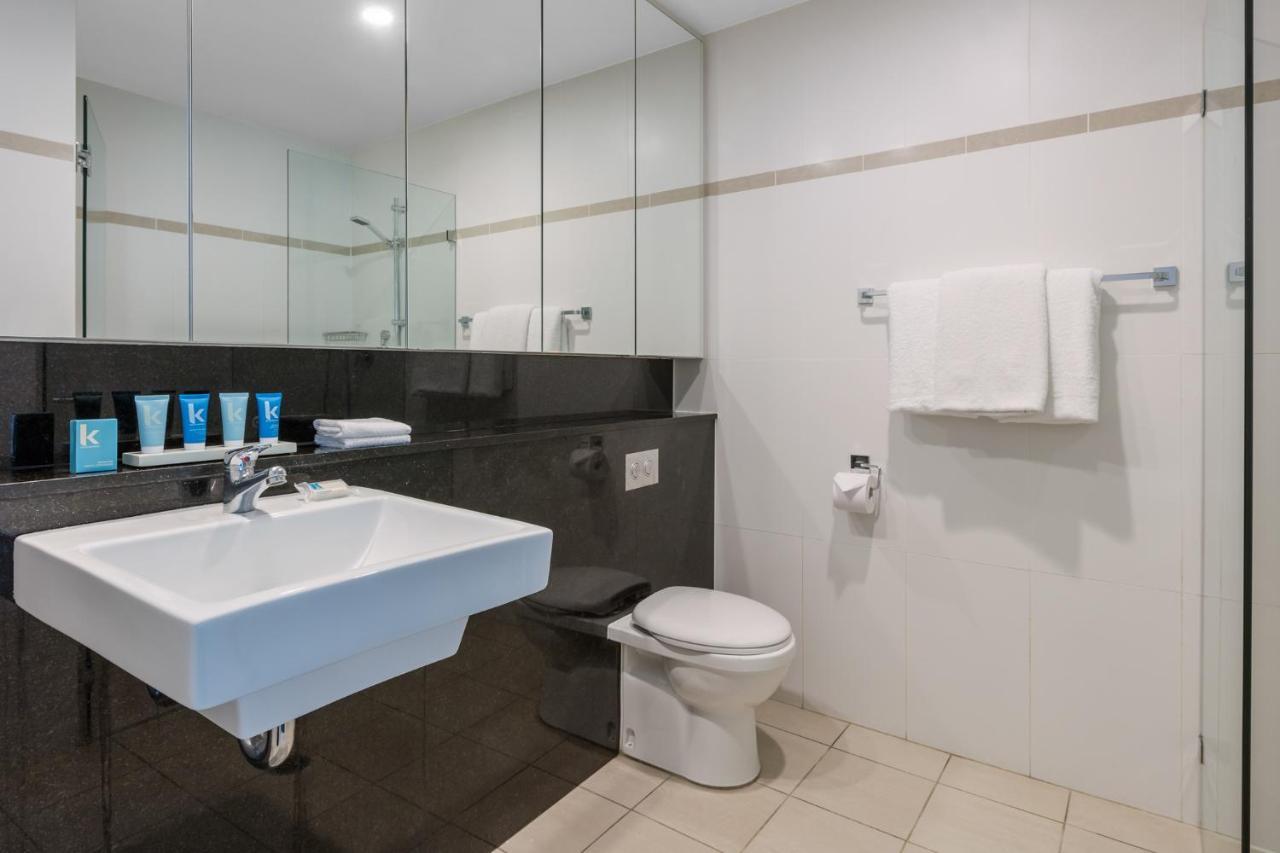 Meriton Suites World Tower, Sydney Esterno foto Bathroom
